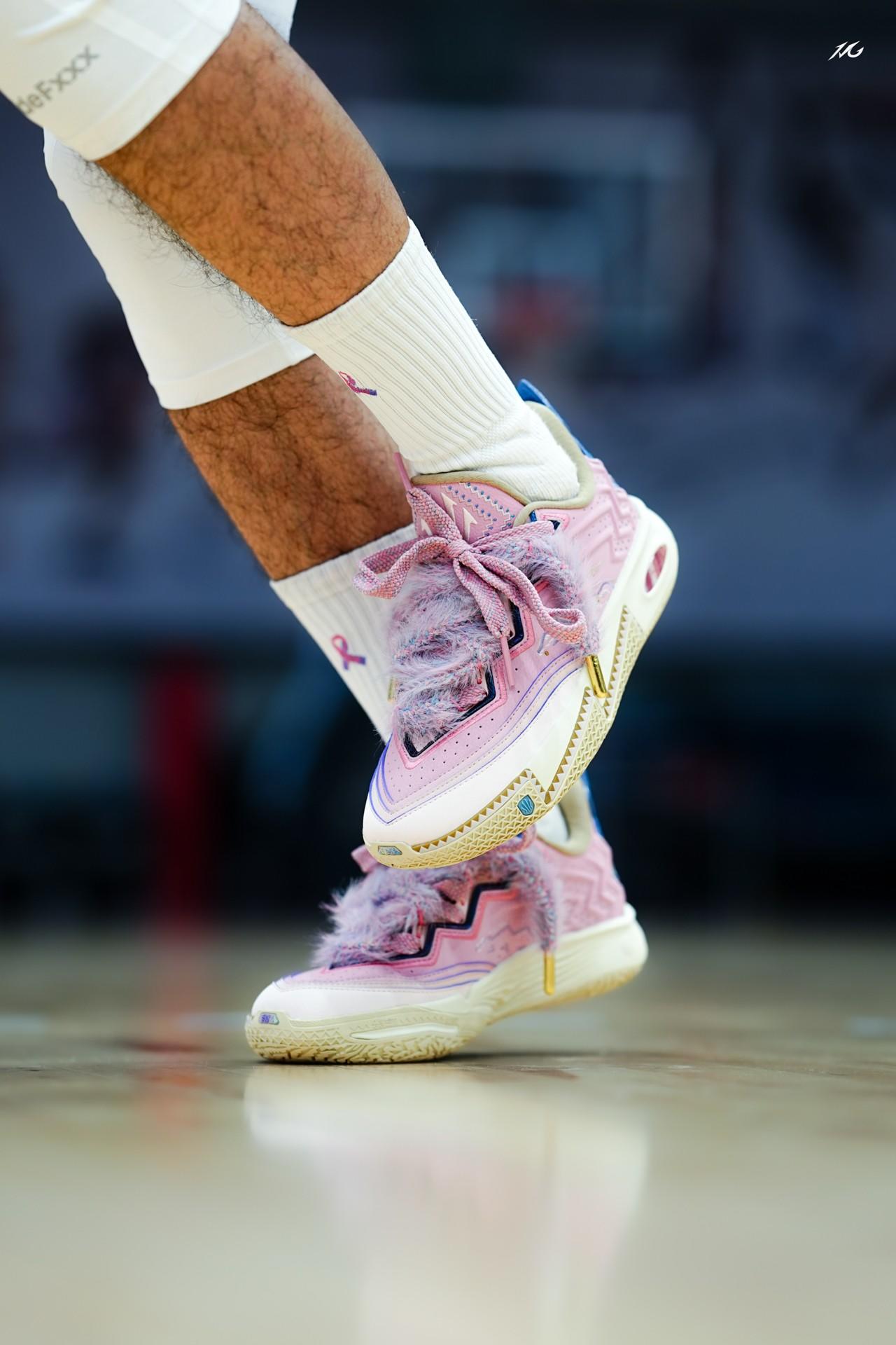 这个好看还是首发艺术家好看呢❓我觉得是……